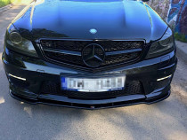 Maxton Design Spoiler předního nárazníku Mercedes C63 AMG W204 Facelift - černý lesklý lak